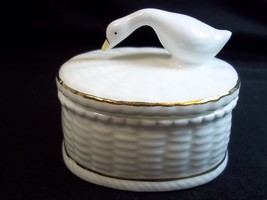 Oval china trinket box duck on lid basket weave white gold trim - £7.52 GBP