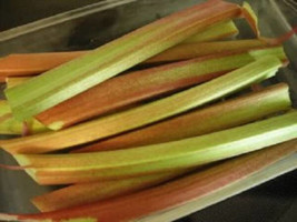 USA Glaskins Perpetual Rhubarb Rheum Rhabarbarum Fruit Vegetable 25 Seeds - £8.65 GBP