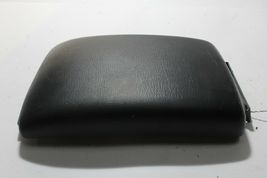 2005-2006 SAAB 9-2 AERO CENTER CONSOLE LEATHER ARM REST K8528 image 2