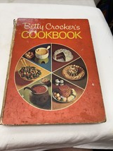 Vintage Cookbook Hardcover Betty Crocker’s Pie Cover 7th Printing 1971 Pictures - £31.84 GBP