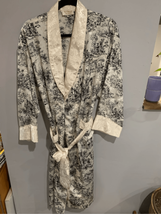 Victorias Secret Vintage Jacquard Robe-Small W/TIE Colonial Imagery Black/White - £62.52 GBP