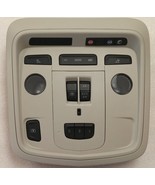 XTS overhead console. HomeLink Garage Door Opener, OnStar, Sunroof. Ligh... - $752.25 MXN