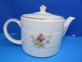 Wood And Sons Ellcreave Floral Spray 4&quot; H X 5&quot; W Vintage Ribbed Teapot  EUC - £31.07 GBP