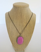 Vintage Two Sided Pink &amp; Blue Faux Turquoise Oval Pendant Necklace - £15.62 GBP
