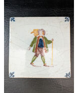 Antique Dutch Polychrome Tuiles Homme Marche Bâton Chapeau Sac à Dos Crazed - $77.94