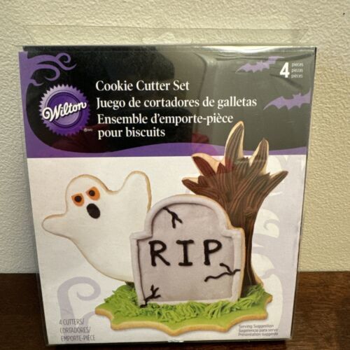 Primary image for Wilton Halloween Metal Cookie Cutters 4 Pc Set Makes 3D Cookie Scene NIP