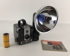 Vintage Brownie Hawkeye Camera Eastman Kodak Flash Model 620 Film - £78.91 GBP