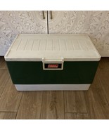 Vintage Coleman Green Metal Band 44 Quart Cooler Ice Chest - $604.34 MXN