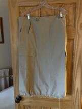 NWT Hunter &amp; Brown Casual Skirt Size Small - $184.34 MXN