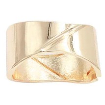 New Gold Metal Hinge Bracelet - $12.38