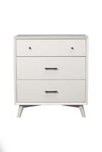 Melbourne 3 Drawer Chest, White - $16,593.57 MXN