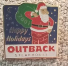 Vintage Outback Steakhouse Lapel Pin Happy Holidays 2001 Santa With Toy Bag Y2K - £6.40 GBP