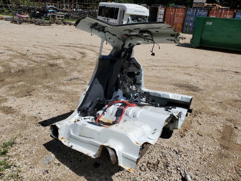 2017 2018 2019 2020 2021 2022 Maserati Levante OEM Right Rear Quarter Cut Panel  Item image 7