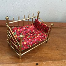 Vintage Dollhouse Miniature Faux Brass Day Bead w Red Floral Mattress &amp; Pillows  - £9.71 GBP