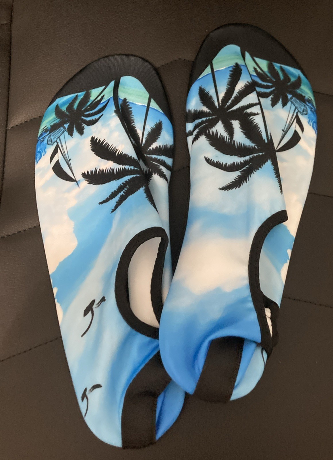 Anti Slip Water/Beach Slip-On Footwear Lake Blue W/Palm Trees Size 10. N... - $15.83