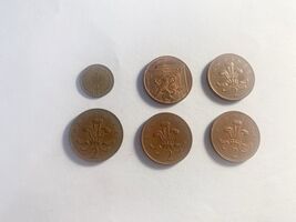 Vintage British 5 Coins Lot Mixed Dates Elizabeth II Copper Pennies Set - $7.90 CAD