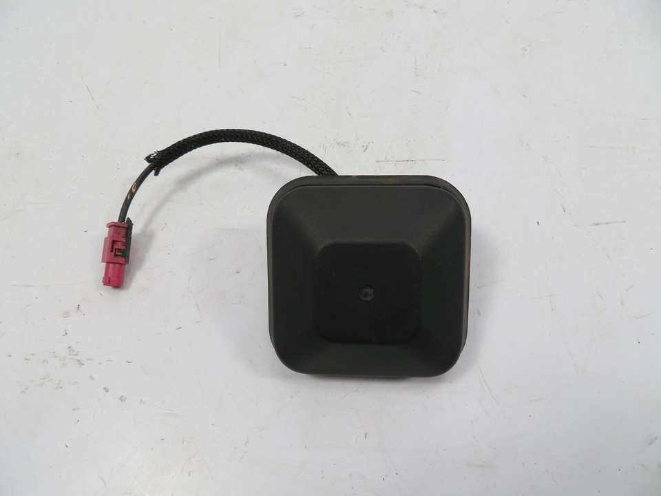 BMW Z4 E89 Antenna, Satellite Sirus GPS Natigation 65209140279 - $19.79