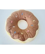 Target Bullseye Playground Summer 2024 Chocolate Donut Pillow w/ Sprinkles  - $374.22 MXN