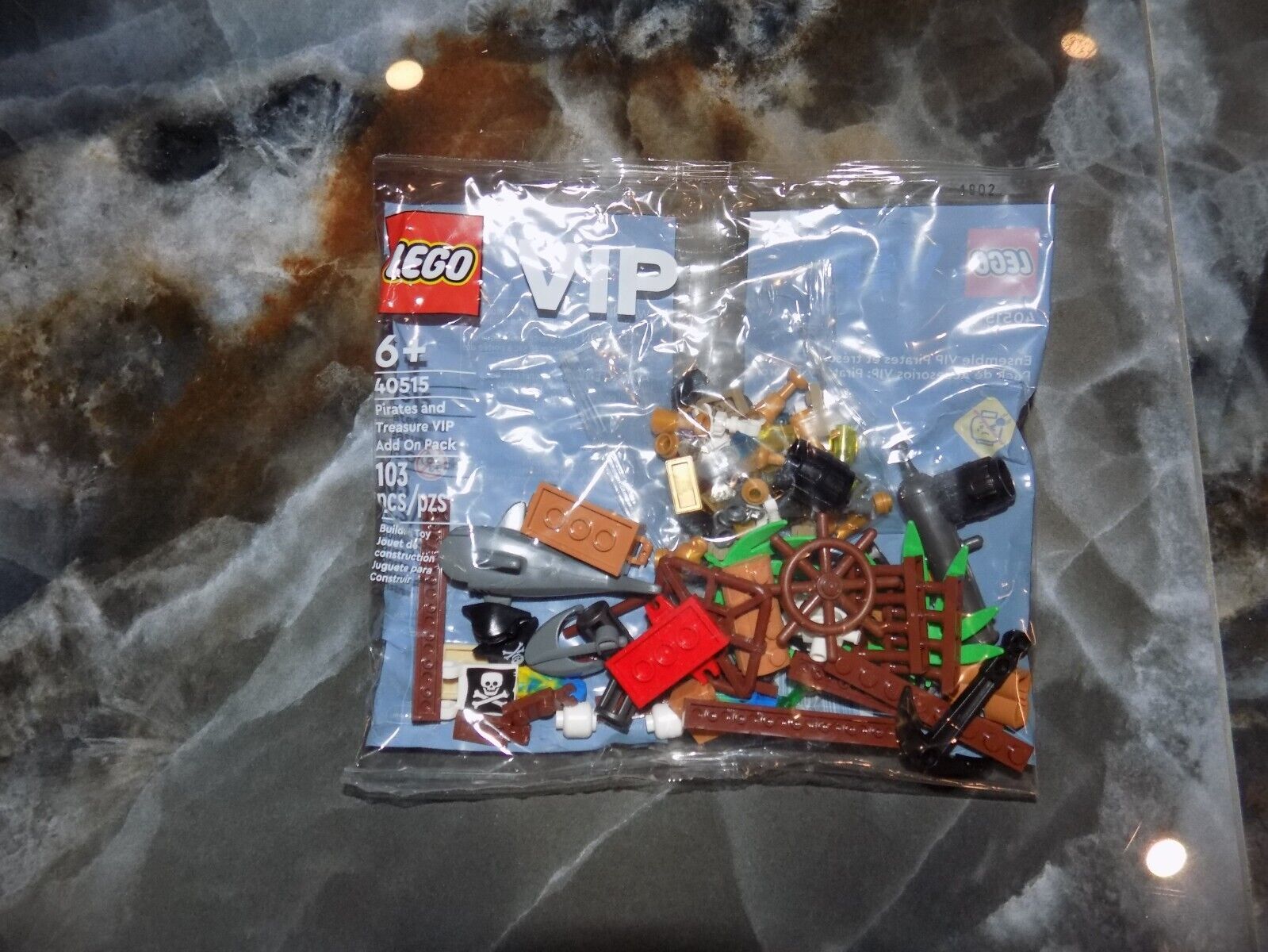 Lego 40515 Classic Pirate and Treasure VIP Add On Pack Limited Edition NEW - $23.00