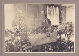 Lovely Young Woman Post-Mortem in Casket (2) Antique Cabinet Photos - £119.86 GBP