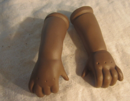 Vintage porcelain/bisque Arms Hands 3&quot; TODDLER/BABY Doll Parts African American - £14.38 GBP