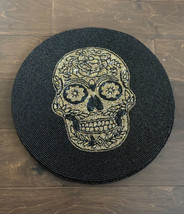 2 Nicole Miller BLACK-GOLD Beaded &quot;Skulls&quot; Halloween PLACEMATS/CHARGER, New! - £39.83 GBP