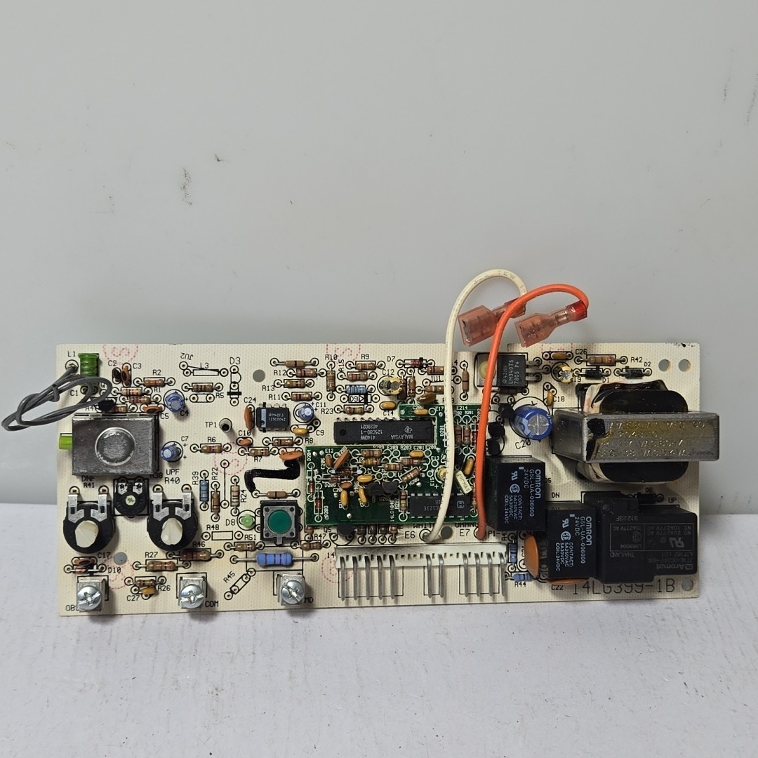 Chamberlain 41A4252-6A LOGIC BOARD GREEN BUTTON ONLY BOARD  - $72.19