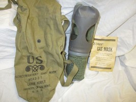 1942 Army Noncombatant Gas Mask WW2 2-1-1 Size Large With Carrying Bag - £267.24 GBP