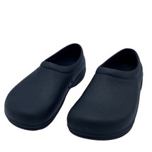 Crocs Black Dual Comfort Shoes/Clogs M Size 7 W9 Slip Resistant Non-Marking - £14.11 GBP