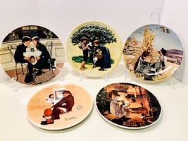 5 Edwin M. Knowles Vintage Collectors Plates American Holiday Series &amp; Christmas - £47.74 GBP
