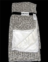 DKNY Super Soft Grey Leopard Double Sided Velvety Plush Faux Fur 50x60 Throw NWT - £42.35 GBP