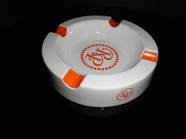 Rocky Patel Ceramic Cigar Ashtray measures 6.75" Diameter image 4