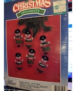 Good Shepherd Drummer Boys Plastic Canvas Yarn Set of 6 Christmas Ornaments - $20.14 CAD