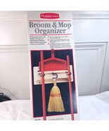 Rubbermaid Broom And Mop Organizer Wall Mount # 2451 USA 1988 almond Vin... - €35,99 EUR