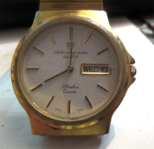 Jules Jurgensen Slimline day date quartz Goldtone men&#39;s watch Japan 4580 - $18.55