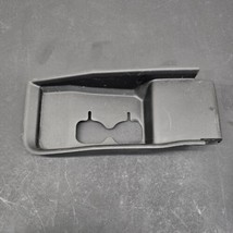 OEM 2020-2022 F250 F350 F450 F550 TOW HOOK COVER PASSENGER RIGHT - £15.45 GBP