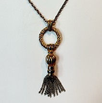 Vintage 70s–80s Heavy 36” Gold Tone Door Knocker Tassel Pendant Necklace - $460.52 MXN