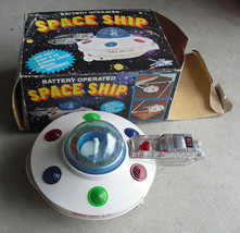 RARE Vintage Soma Battery Operated Space Ship X711 Toy in Box Works - £61.74 GBP