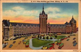D &amp; H Office Building and Plaza Albany NY Vintage Linen Postcard-bk34 - £2.79 GBP