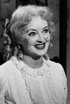 Bette Davis Whatever Happened to Baby Jane smiling pose 4x6 inch real ph... - €4,12 EUR