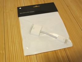 Brand New Apple Mini-DVI to DVI Adapter M9321G/B OEM Sealed Genuine Apple - £9.74 GBP