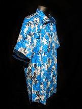 Robert Graham Connell Colorful Short Sleeve Shirt Size Medium NWTS image 5