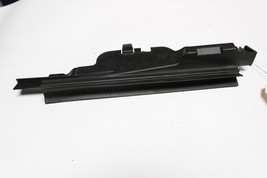 2005-2008 MERCEDES R171 SLK280 SLK350 REAR RIGHT QUARTER GLASS INNER TRIM J5792 image 2