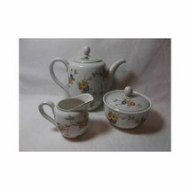 Hutschenreuther Selb Teapot Cream &amp; Sugar Set Floral Porcelain Vtg Bavaria - £24.55 GBP