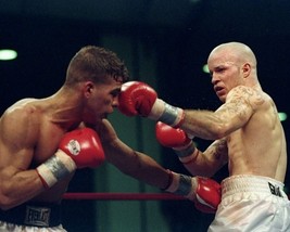 Arturo Gatti Vs Angel Manfredy 8X10 Photo Boxing Picture - £3.96 GBP