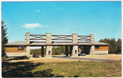 Postcard Eastern Gate To Algonquin Park Ontario - £2.21 GBP