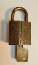 Yale Lock With Key image 4