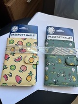 Life is Good Passport Holder Passport Wallet w Int Card Slots Newsprint ... - $400.52 MXN
