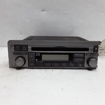 04 05 Honda Civic Hybrid AM/FM CD radio receiver damaged faceplate 2TCF AS IS - £15.63 GBP