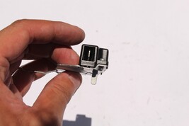 2010-2013 CHEVROLET CAMARO SS RADIO AM/FM ANTENNA AMPLIFIER MODULE K2851 image 4